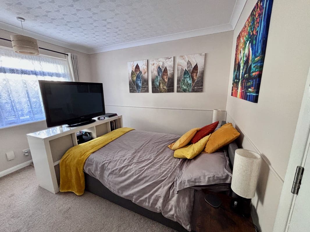 Lower Higham Road, Gravesend, DA12