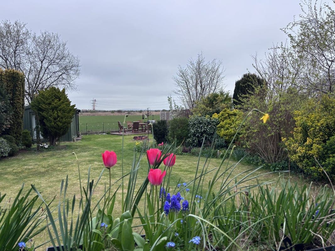 Lower Higham Road, Gravesend, DA12