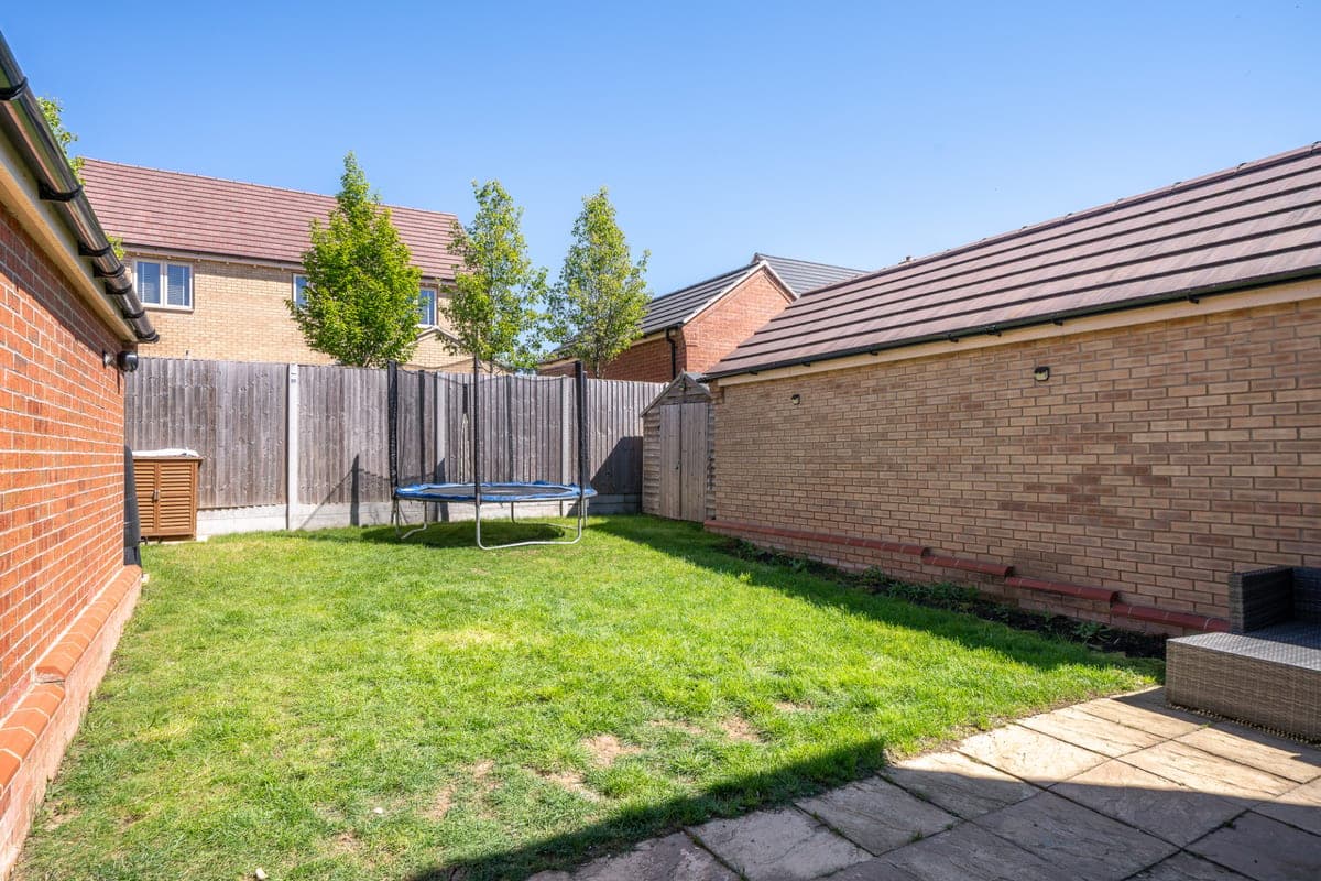 Seddon Gardens, Leighton Buzzard, LU7