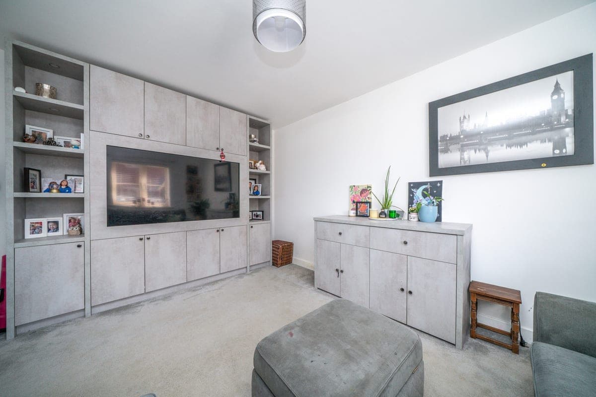 Seddon Gardens, Leighton Buzzard, LU7