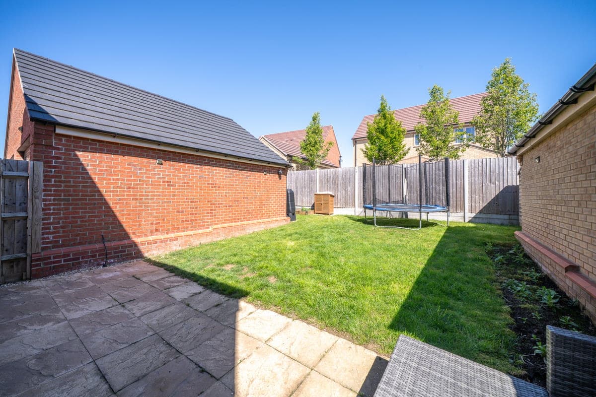 Seddon Gardens, Leighton Buzzard, LU7