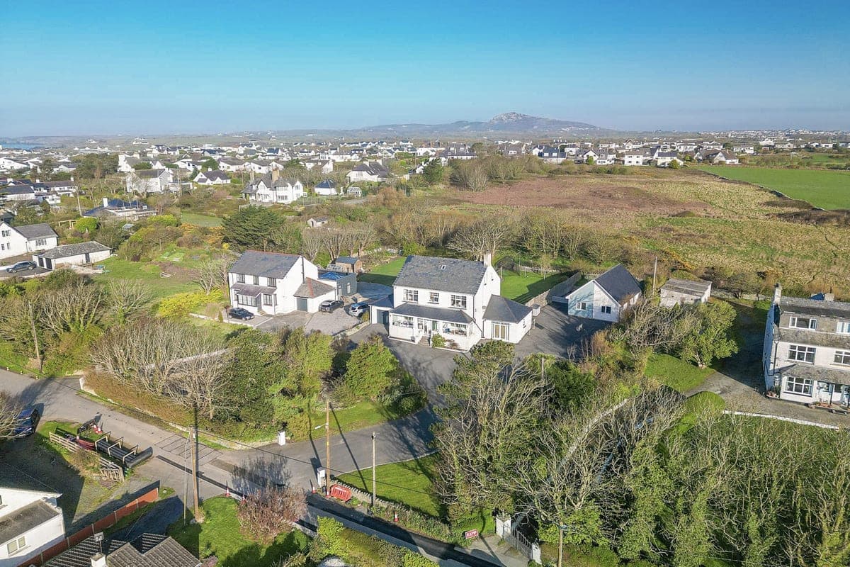 Trearddur Road, Trearddur Bay, Holyhead, LL65