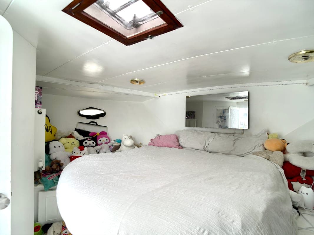 Mayfair Lady, Erith, DA8
