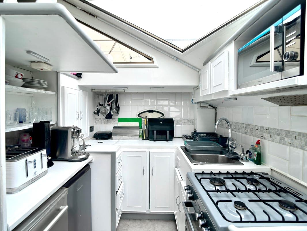 Mayfair Lady, Erith, DA8