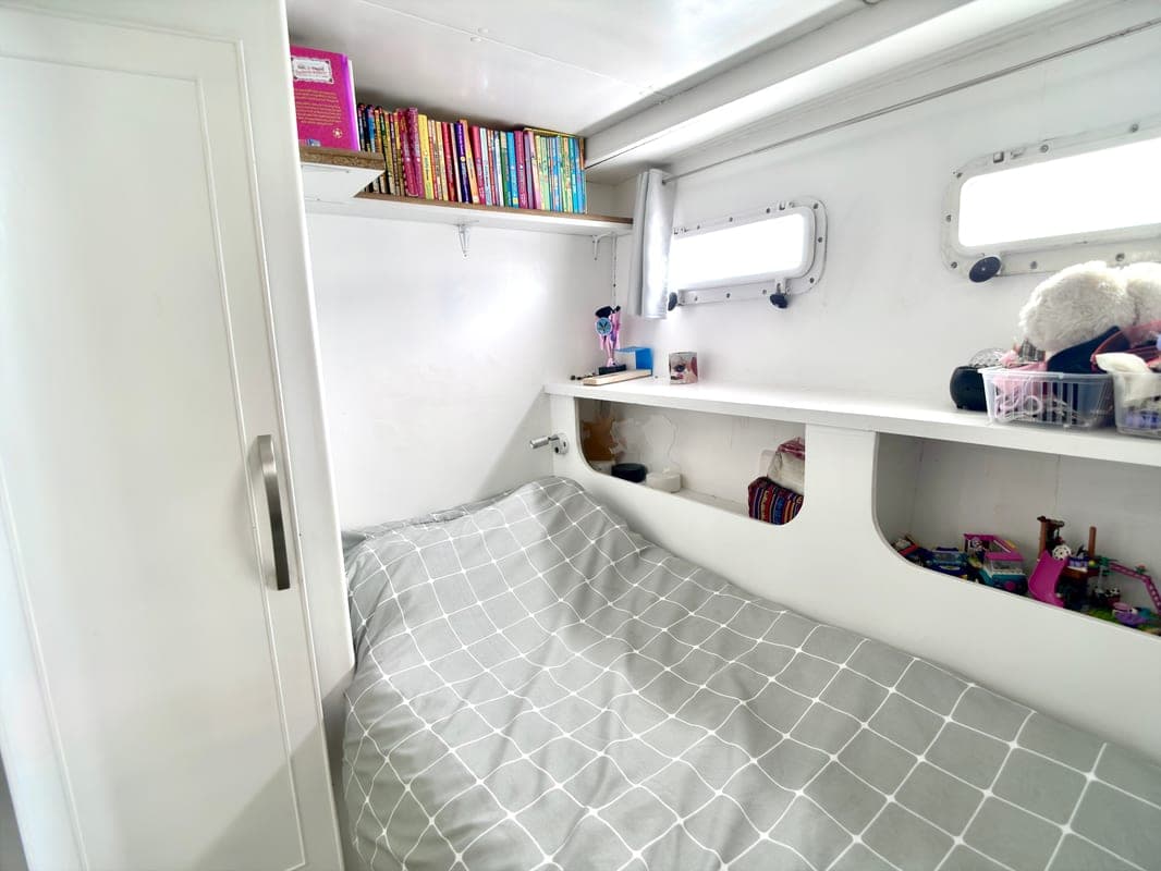 Mayfair Lady, Erith, DA8
