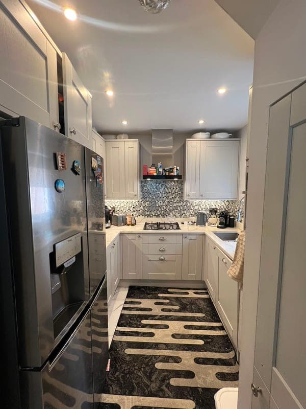 West Ridge Gardens, Greenford, UB6