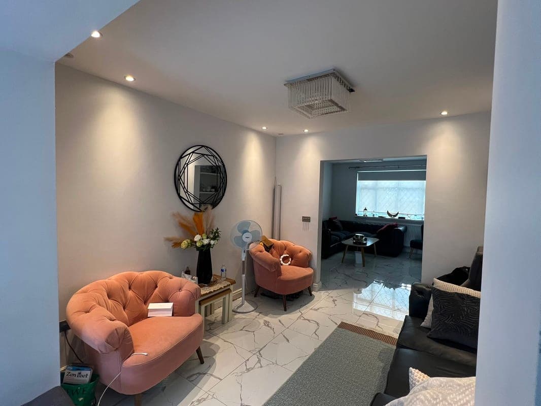 West Ridge Gardens, Greenford, UB6