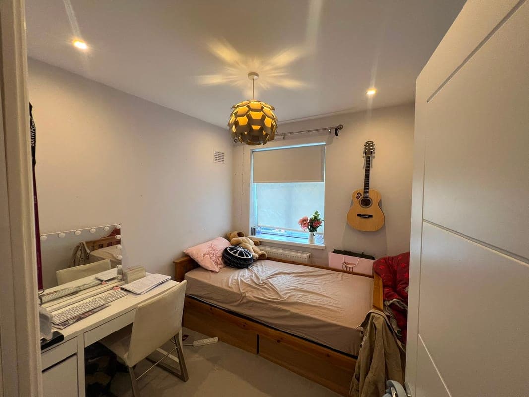 West Ridge Gardens, Greenford, UB6