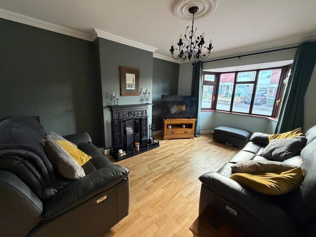 Keats Road, Welling, DA16